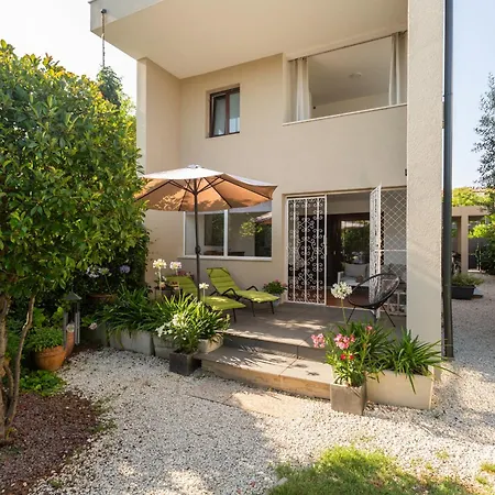 Vila Carla With Garden Poreč